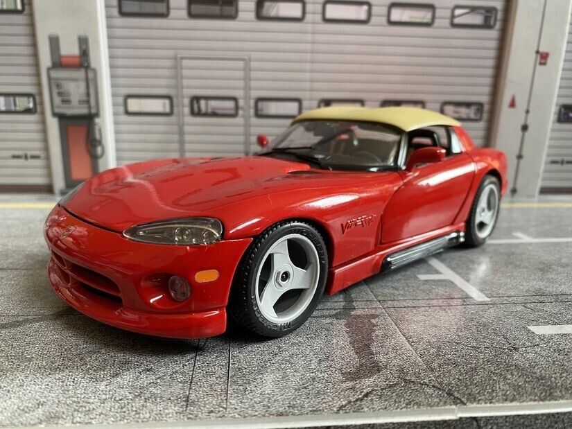 Double Bubble Hardtop für Dodge Viper RT/10 Resin unlackiert Diorama Tuning 1:18