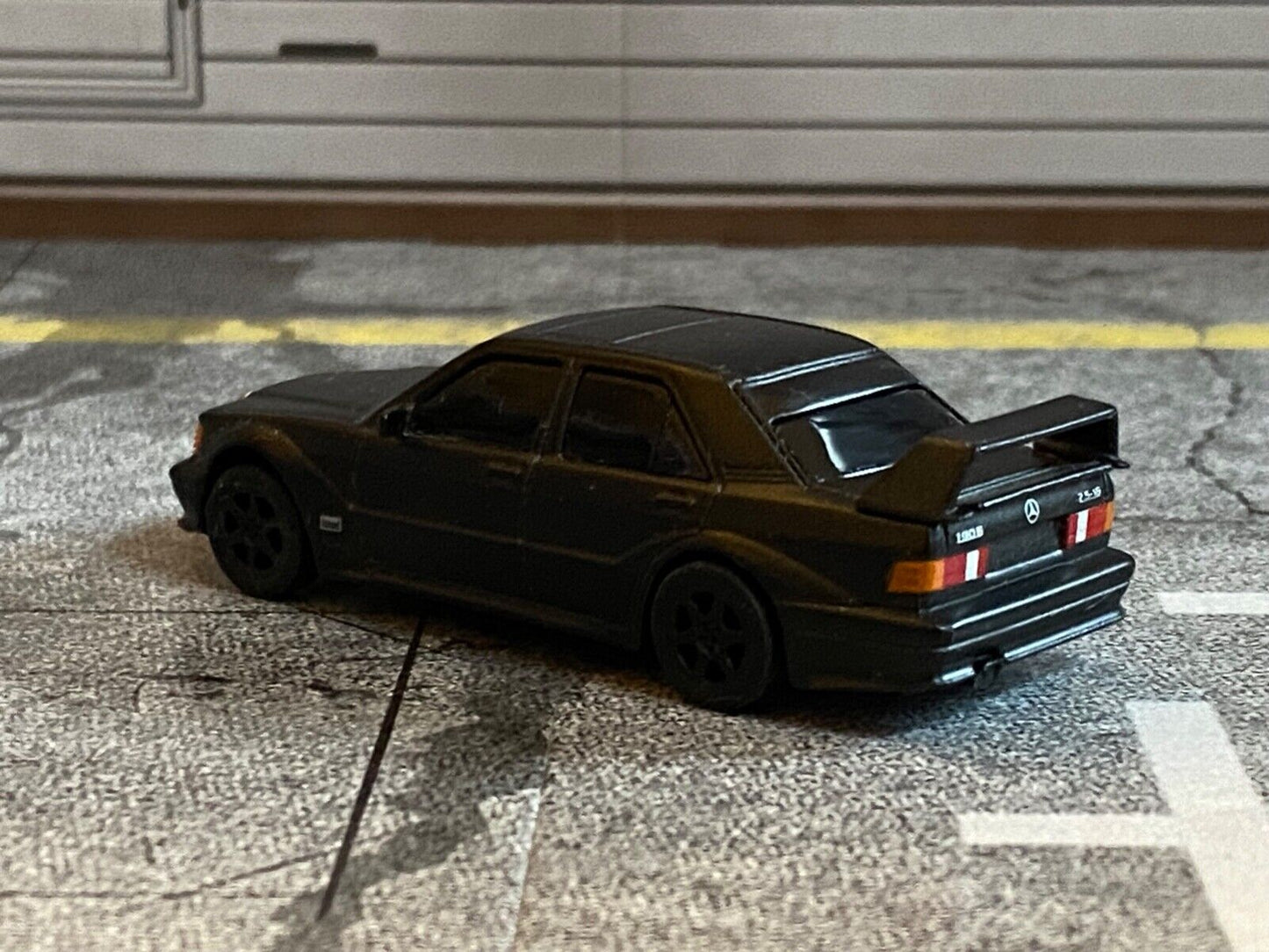 Mercedes Benz 190E 2.5-16V Evo2 Black Matt Schwarz Matt 1:64