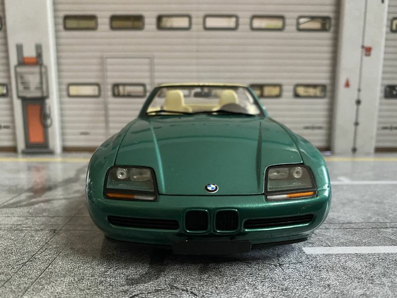 BMW Z1 Roadster URGRÜN 1989-1991 DieCast Metall 80430148536 (A) Minichamps 1:18