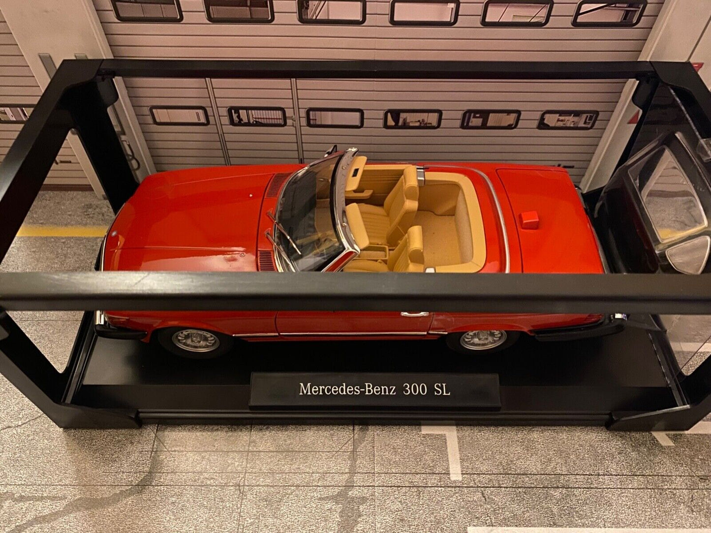 Mercedes Benz 300 SL R107 US-Version Umbau auf Barock Fuchs Felgen 1:18