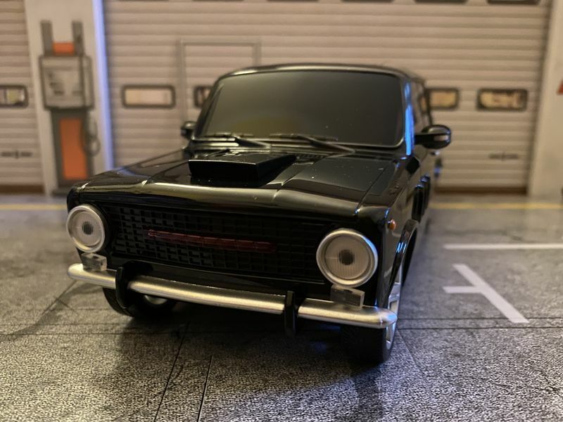 GiTT Tofas Murat 124 Turkish KITT/Knight Rider Persiflage Licht&Sound OPET 1:18