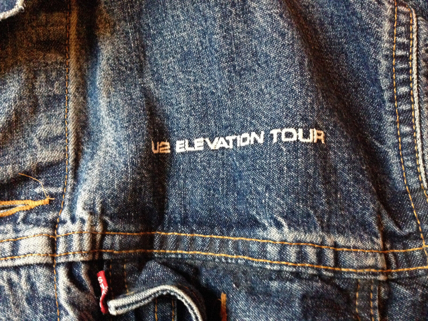 Levis Jeansjacke U2 Elevation Tour 2001 Trucker Size S small Levi´s fits like M