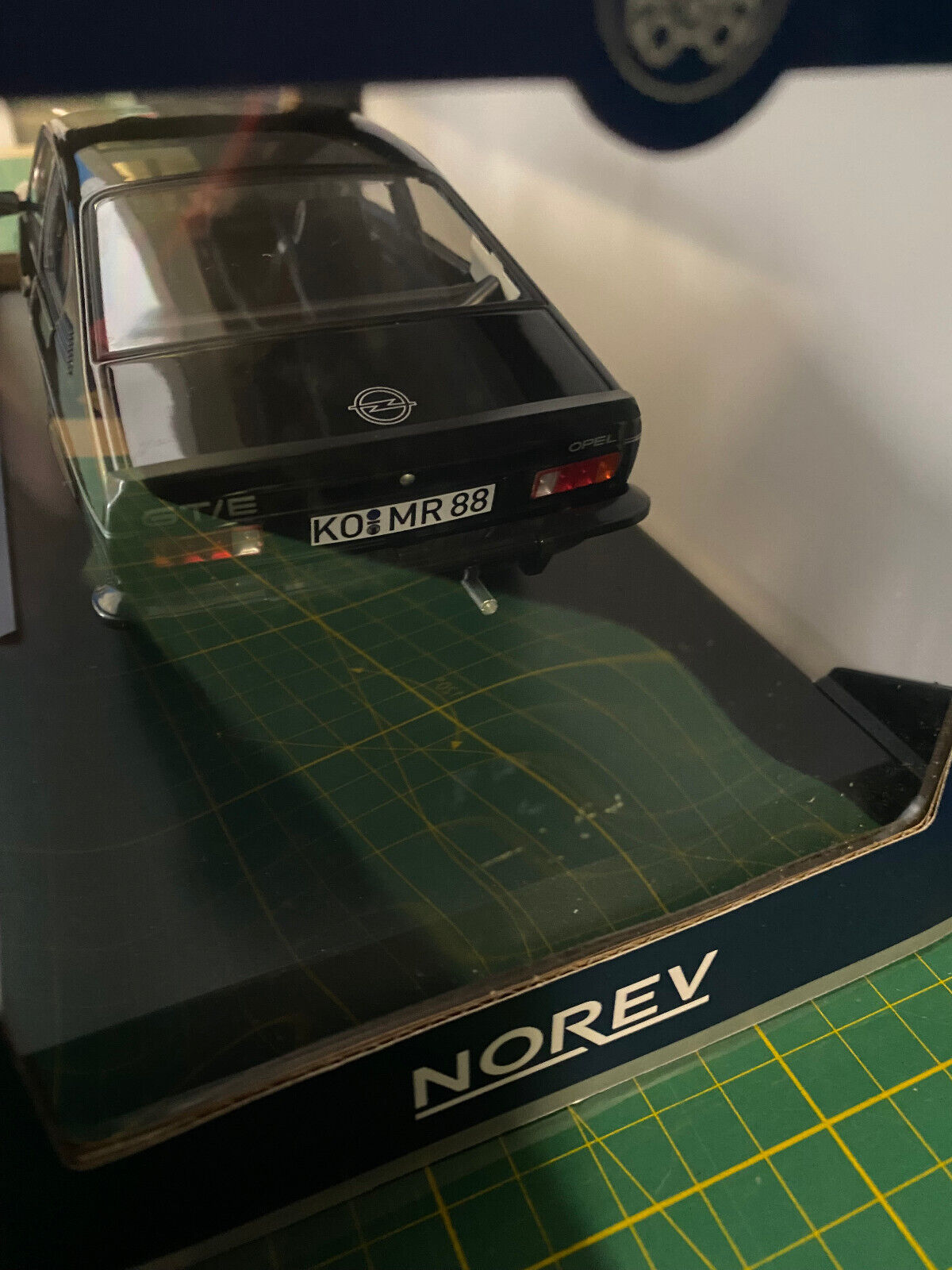 Opel Kadett C GT/E schwarz Sondermodell limitiert auf 500 Norev 183657 Neu 1:18