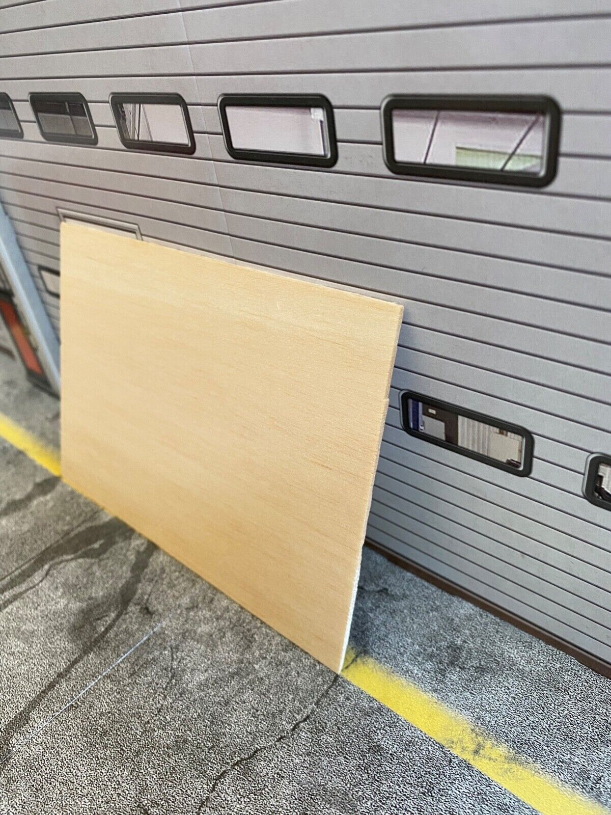 Holzplatte Balsaholz 14,5 x 10 x 0,2 cm für Ladefläche PickUp Umbau Tuning 1:18