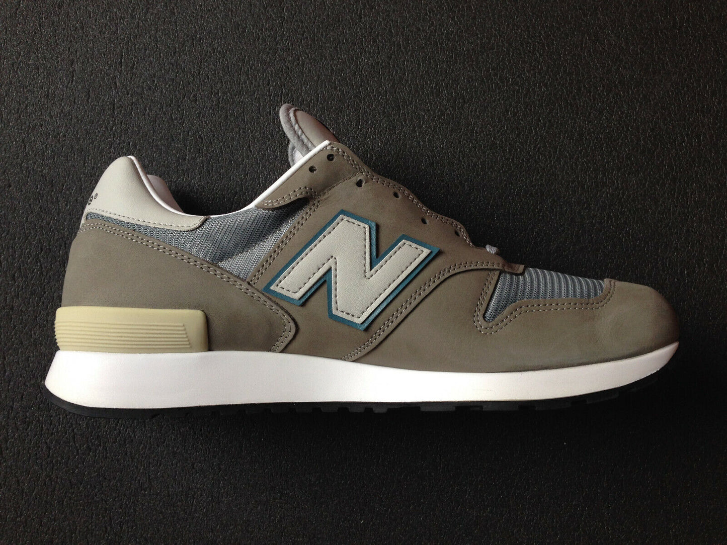 New Balance M1300JP2 2015 1300 vintage colourway new US 12 UK 11,5 EUR 46,5