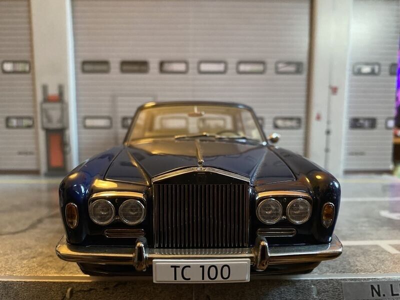 Rolls Royce Silver Shadow MPW-2 Door Coupe blue Thomas Crown Steve McQueen 1:18
