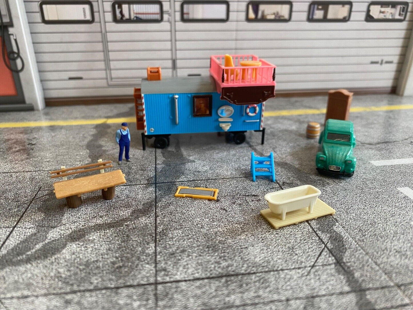 Löwenzahn Bauwagen & Citroen Ente Peter Lustig Herpa 152181 gebraucht H0 1:87