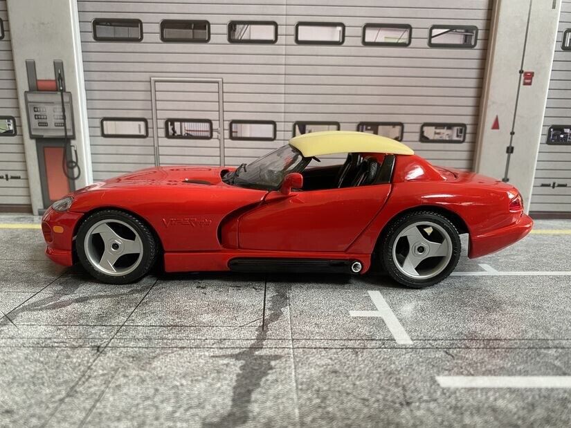Double Bubble Hardtop für Dodge Viper RT/10 Resin unlackiert Diorama Tuning 1:18