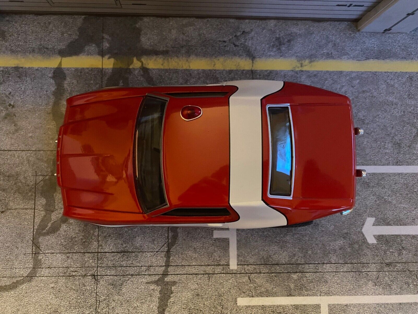 1976 Ford Gran Torino Starsky & Hutch ERTL Joyride Dragster Comic Style Neu 1:24