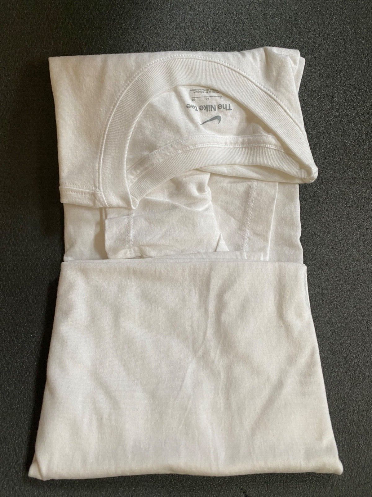 Nike Air T-Shirt Promo Shirt für den Nike Air Max neu new Größe size XL