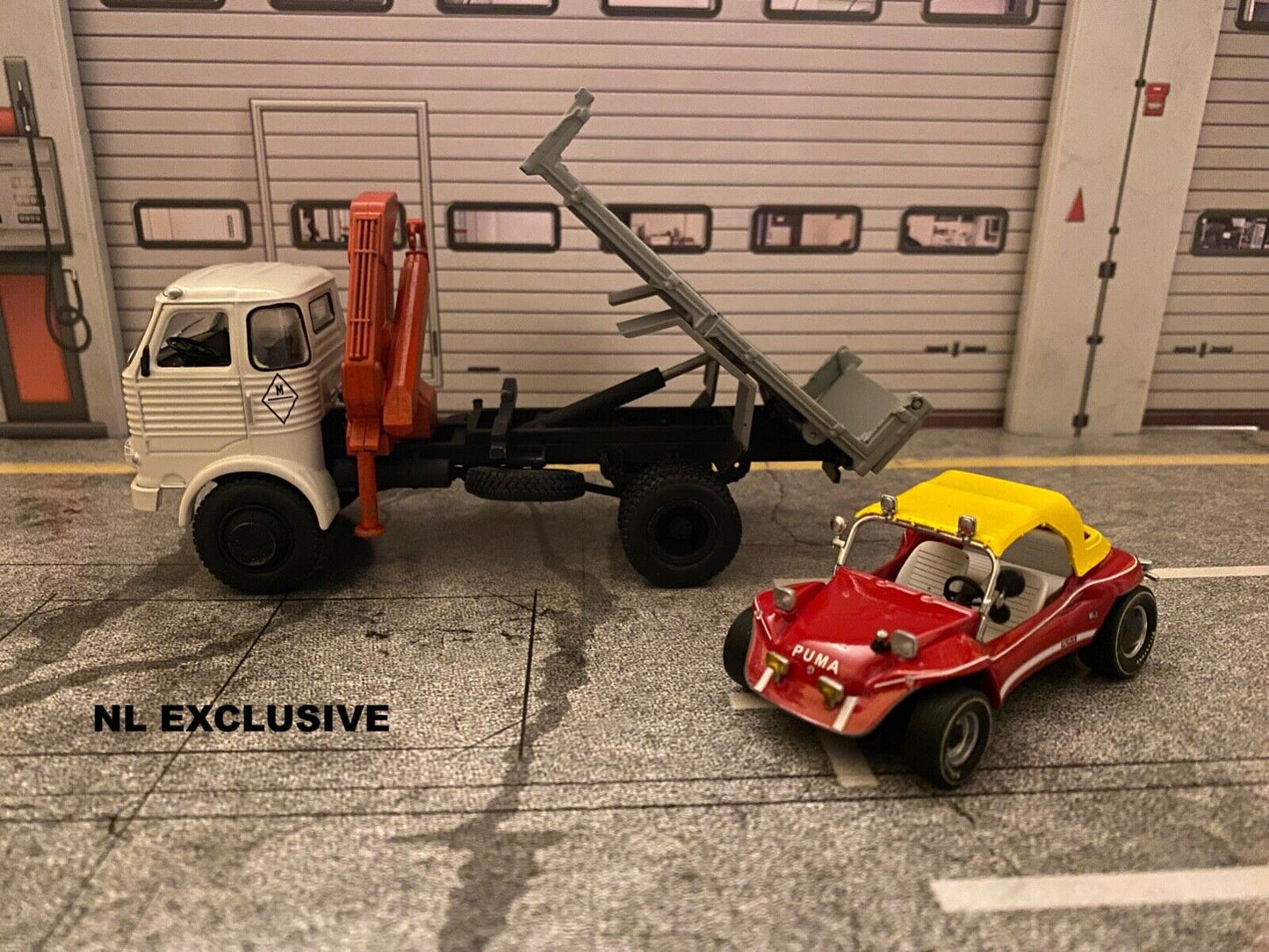 Puma Dune Buggy + Lkw BUD SPENCER & TERENCE HILL Zwei wie Pech und Schwefel 1:43