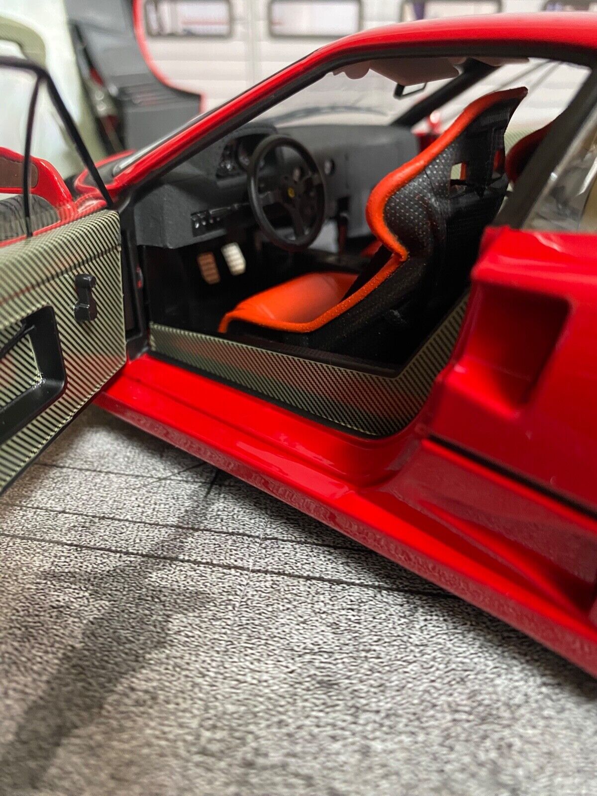 Ferrari F40 1987 Die Cast ALL TO OPEN Kyosho 08416R Licensed by BBR Models 1:18