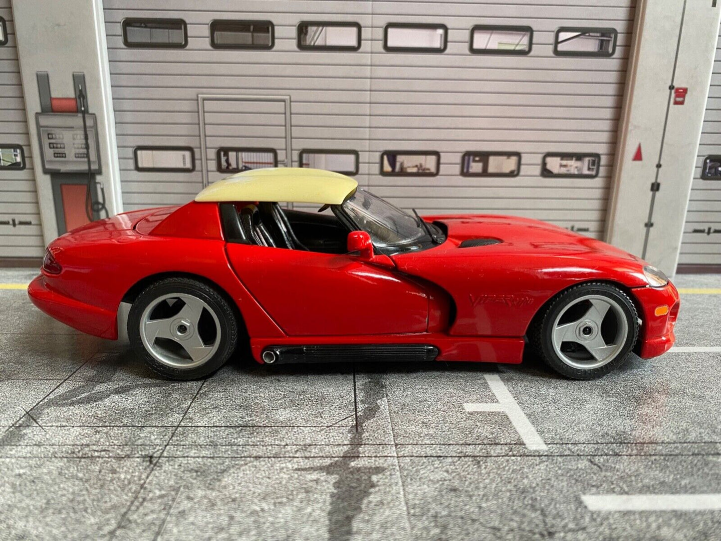 Double Bubble Hardtop für Dodge Viper RT/10 Resin unlackiert Diorama Tuning 1:18