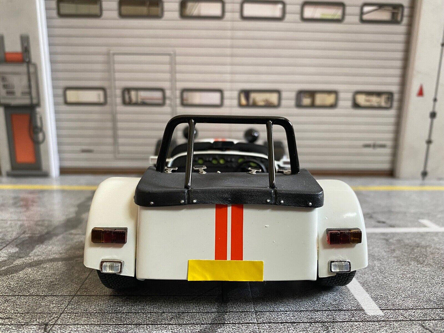 Caterham Super Seven JPE Lotus High End Edition mit Carbon Kotflügel Kyosho 1:18