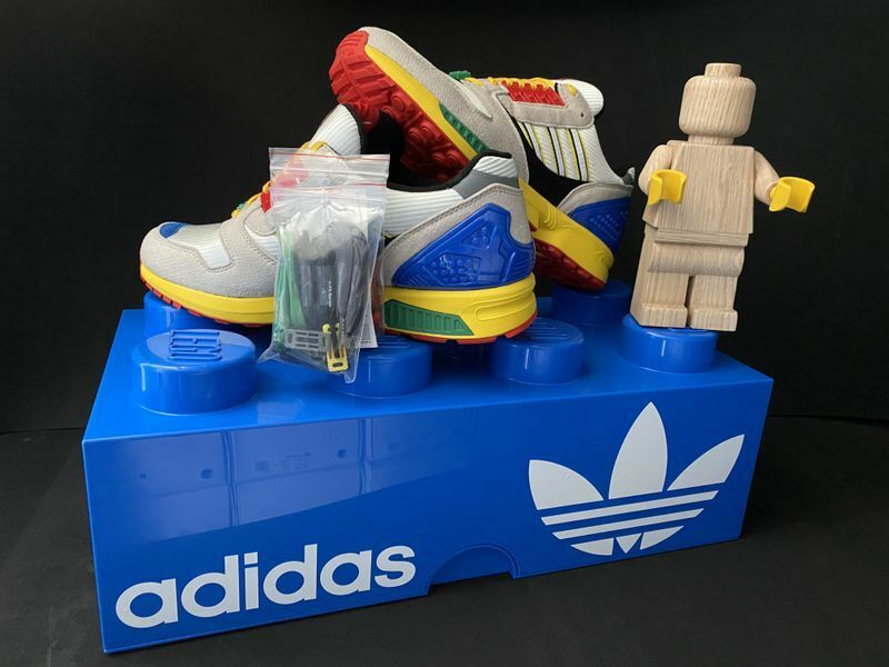 Adidas ZX 8000 x LEGO mit Lego-Box und Holzfigur FZ3482 US 12 UK 11,5 EUR 46 ⅔