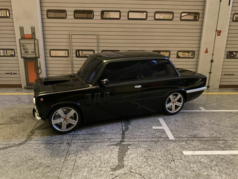 GiTT Tofas Murat 124 Turkish KITT/Knight Rider Persiflage Licht&Sound OPET 1:18