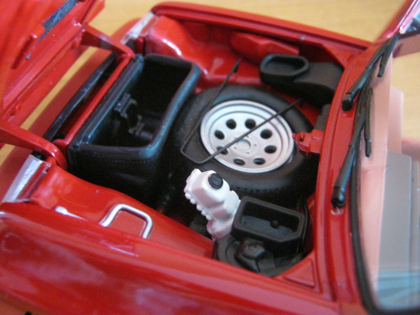 Renault 5 Turbo Umbau Modifikation mit Maxi Turbo Frontstoßstange Code 3 1:18