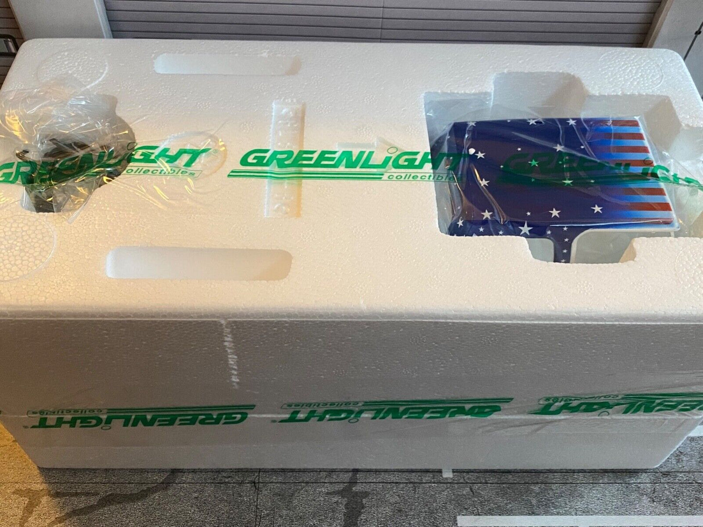 Jeep CJ-7 1982 Santini Air / Airwolf Greenlight 19090 Neu in OVP new in box 1:18