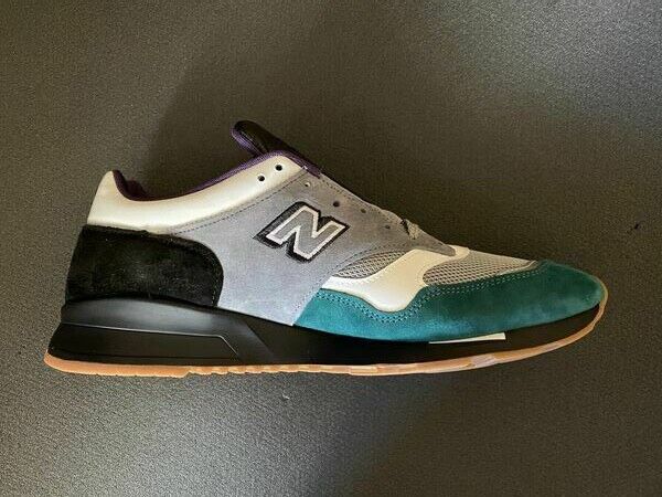New Balance 1500 M1500X SAMPLE_LAB + "Kakkerlak"-figure new in box US 12 UK 11,5 EUR 46,5