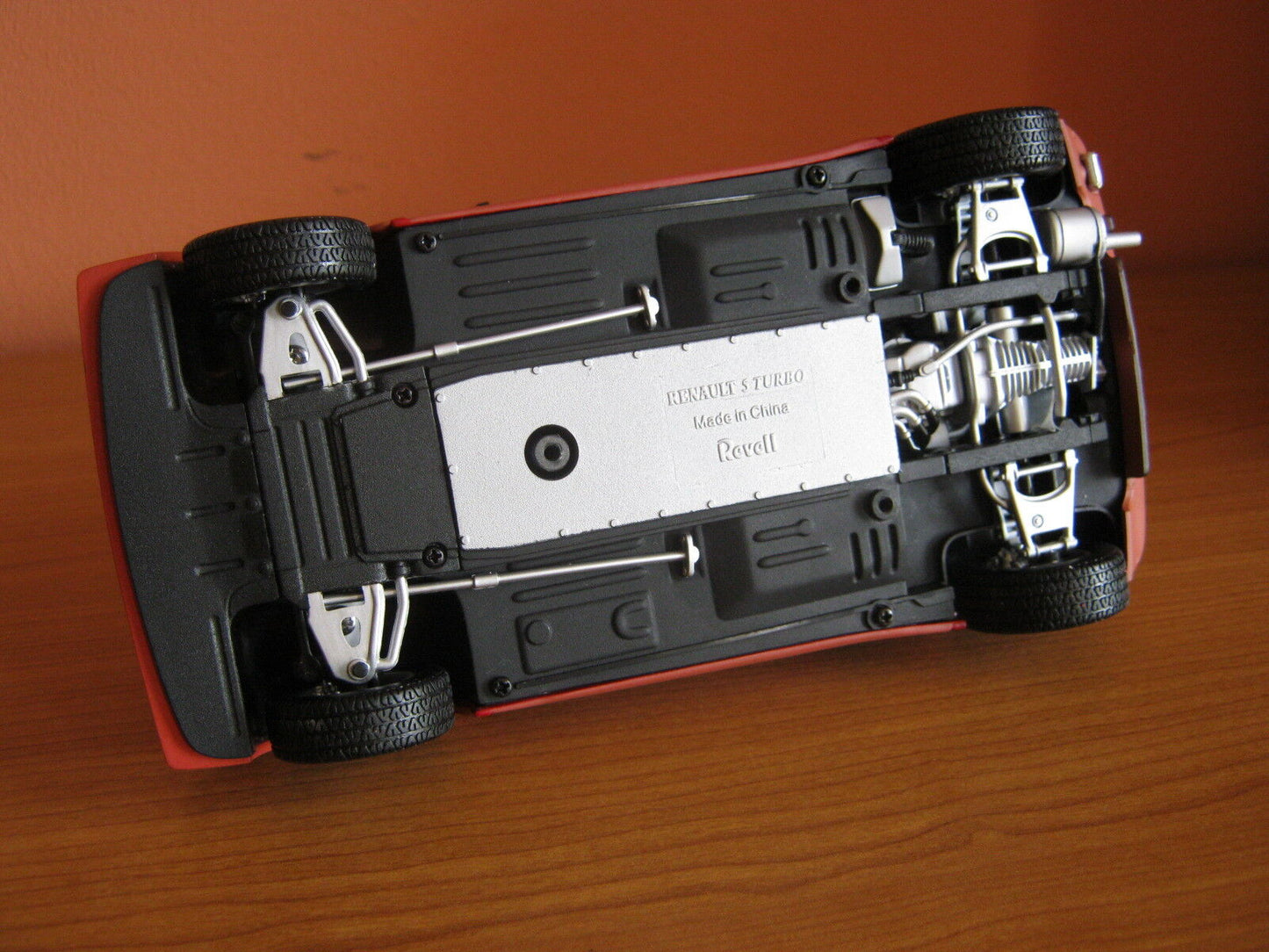 Renault 5 Turbo Umbau Modifikation mit Maxi Turbo Frontstoßstange Code 3 1:18