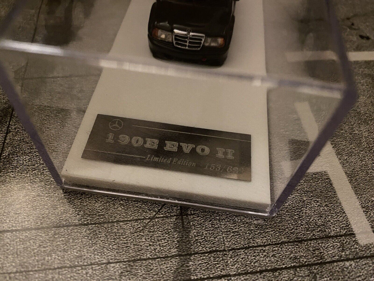 Mercedes Benz 190E 2.5-16V EVO 2 black schwarz Cartoon Comic Style NEU 1:64