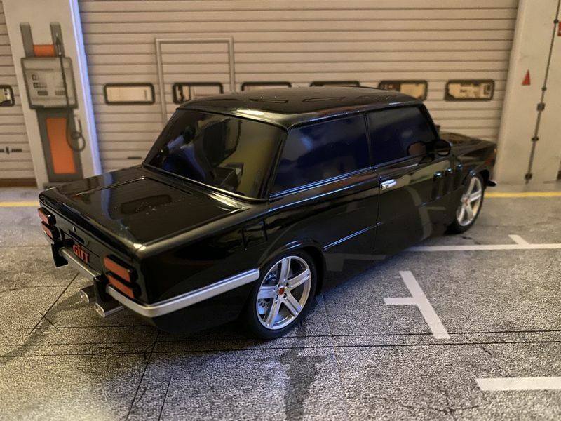 GiTT Tofas Murat 124 Turkish KITT/Knight Rider Persiflage Licht&Sound OPET 1:18