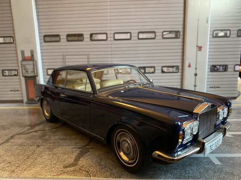 Rolls Royce Silver Shadow MPW-2 Door Coupe blue Thomas Crown Steve McQueen 1:18