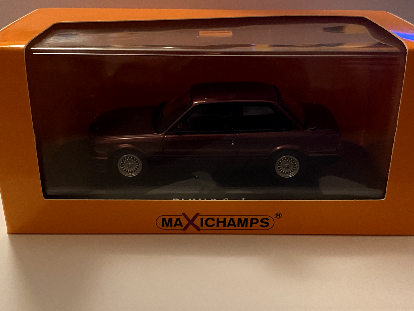BMW 3er 316 318 320 323 (E30) Calypso Rot Minichamps Maxichamps Neu in OVP 1:43