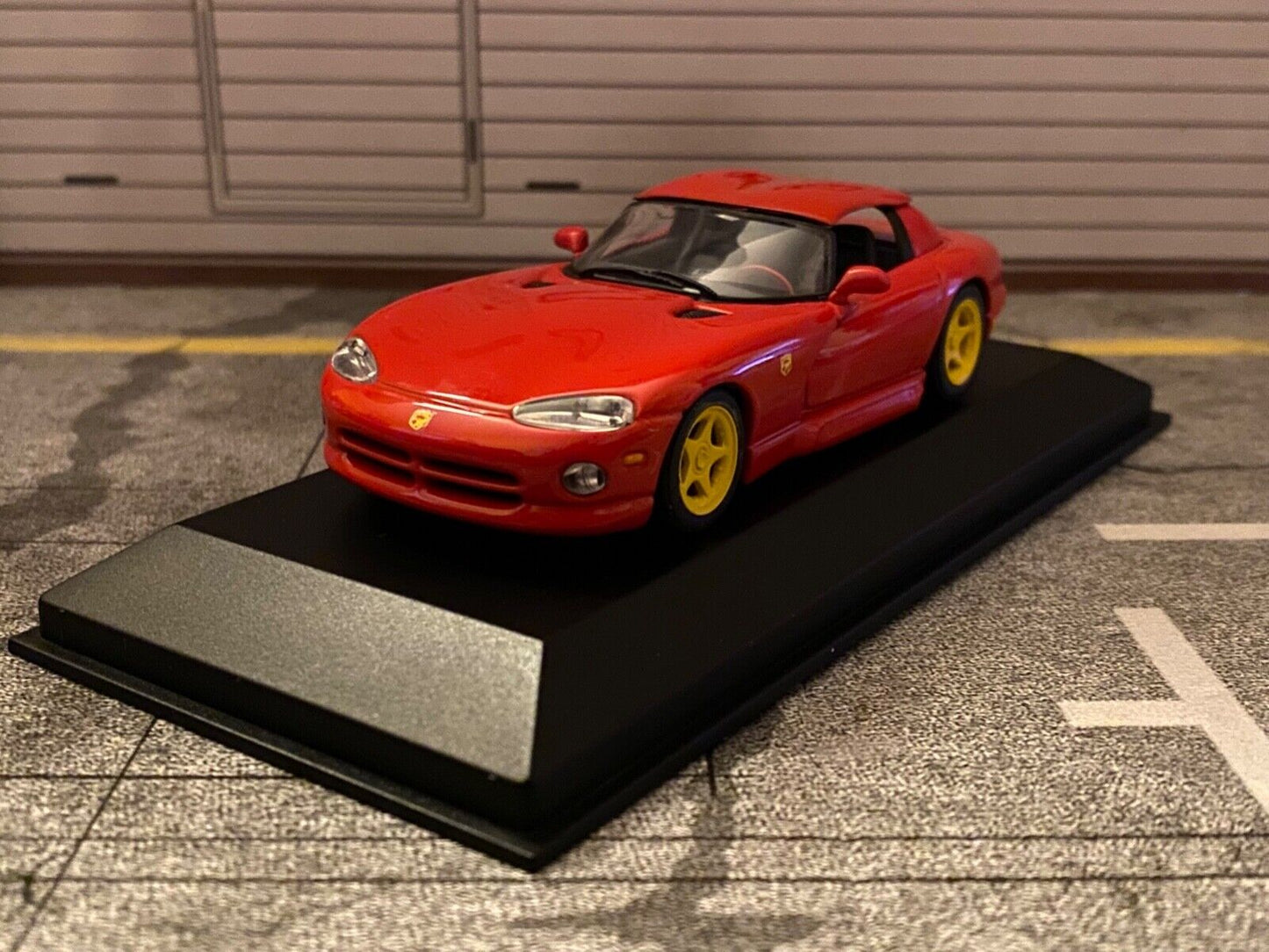 Dodge Viper RT/10 mit Double Bubble Hardtop "Ketchup & Mustard" 1:43
