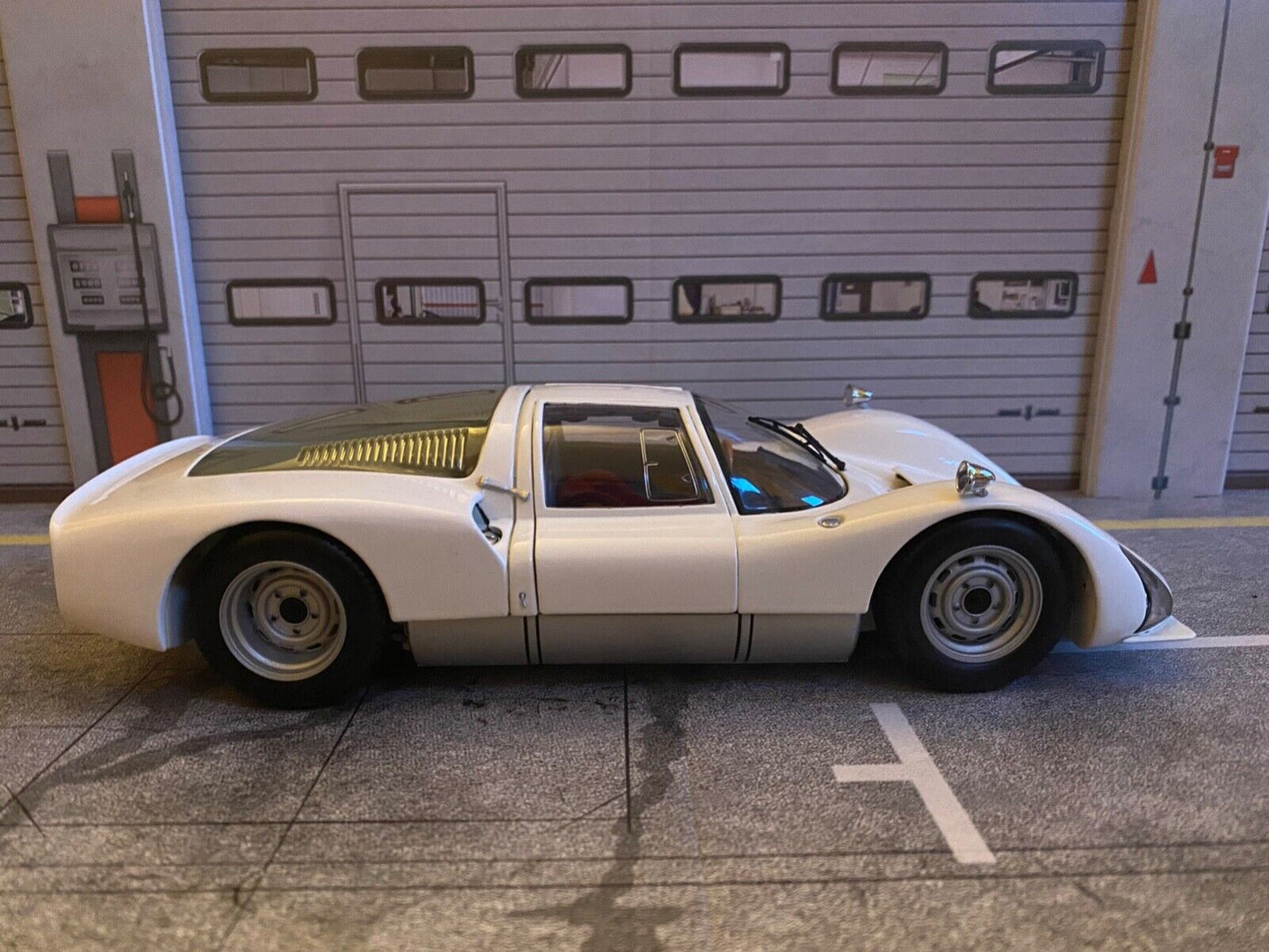 Porsche Carrera 6 (906) Dealer Edition Minichamps Neu in OVP new in box  1:18