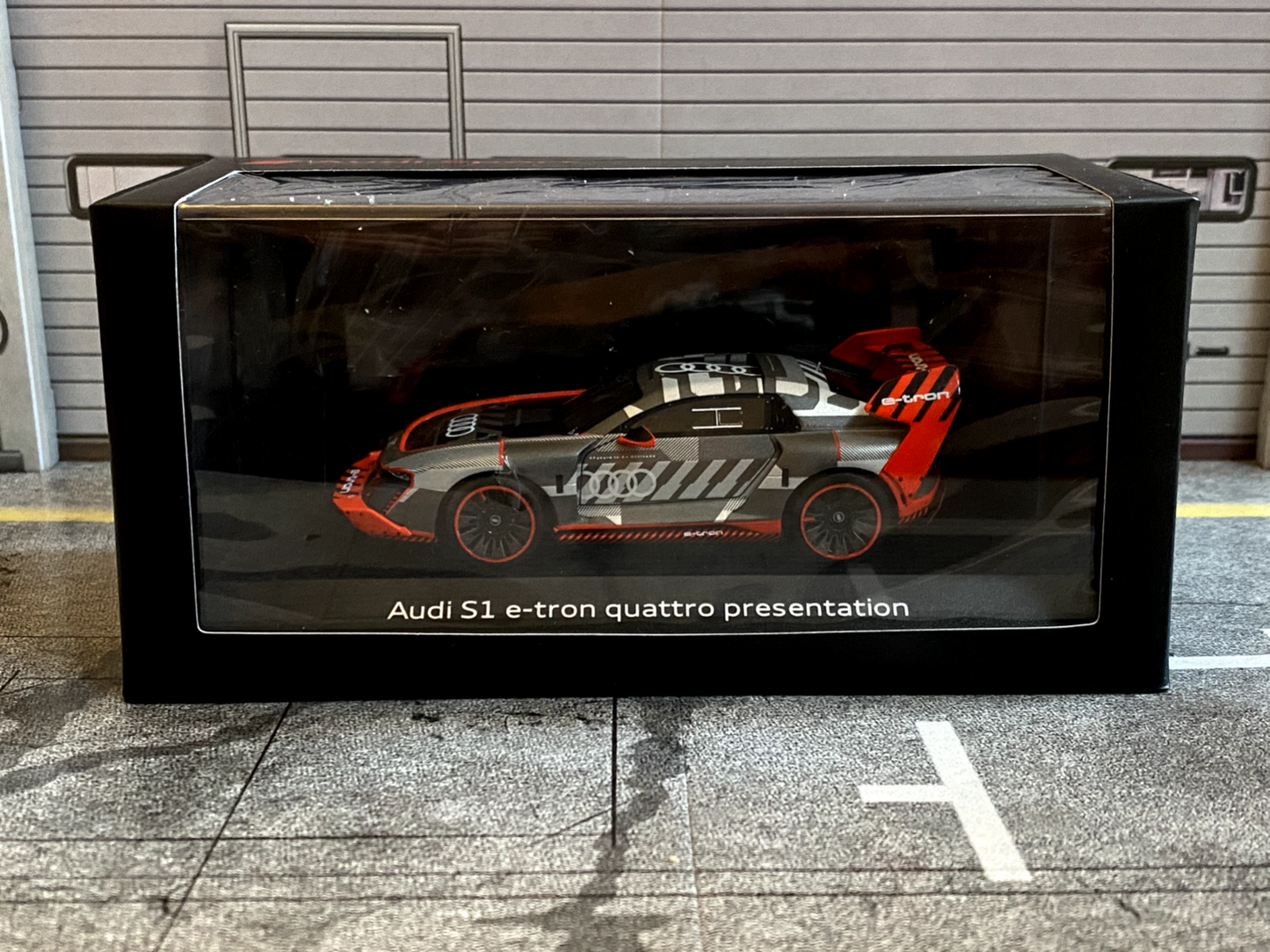 Audi S1 Quattro E-Tron Präsentation Audi Sport Collection Neu in OVP new 1:43