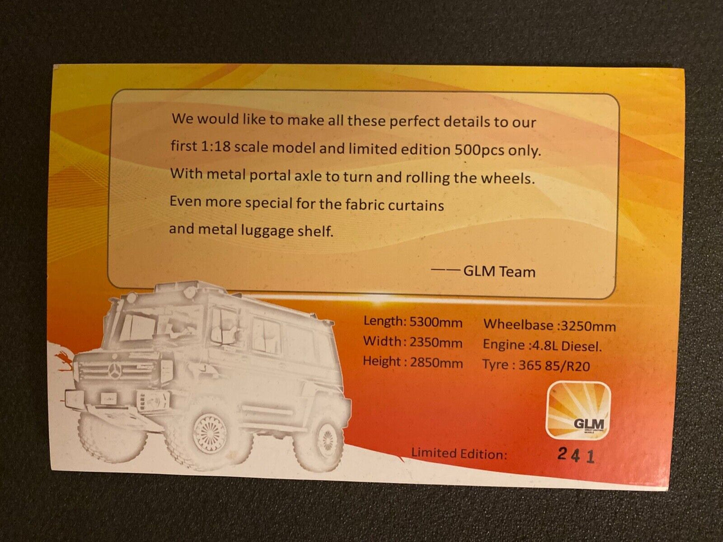 Mercedes Benz Unimog U5000 2012 GLM U 5000 schwarz in OVP black in box 1:18