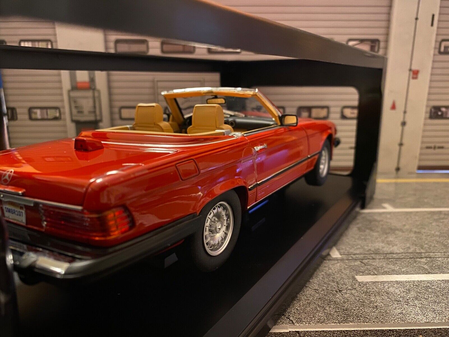 Mercedes Benz 300 SL R107 US-Version Umbau auf Barock Fuchs Felgen 1:18