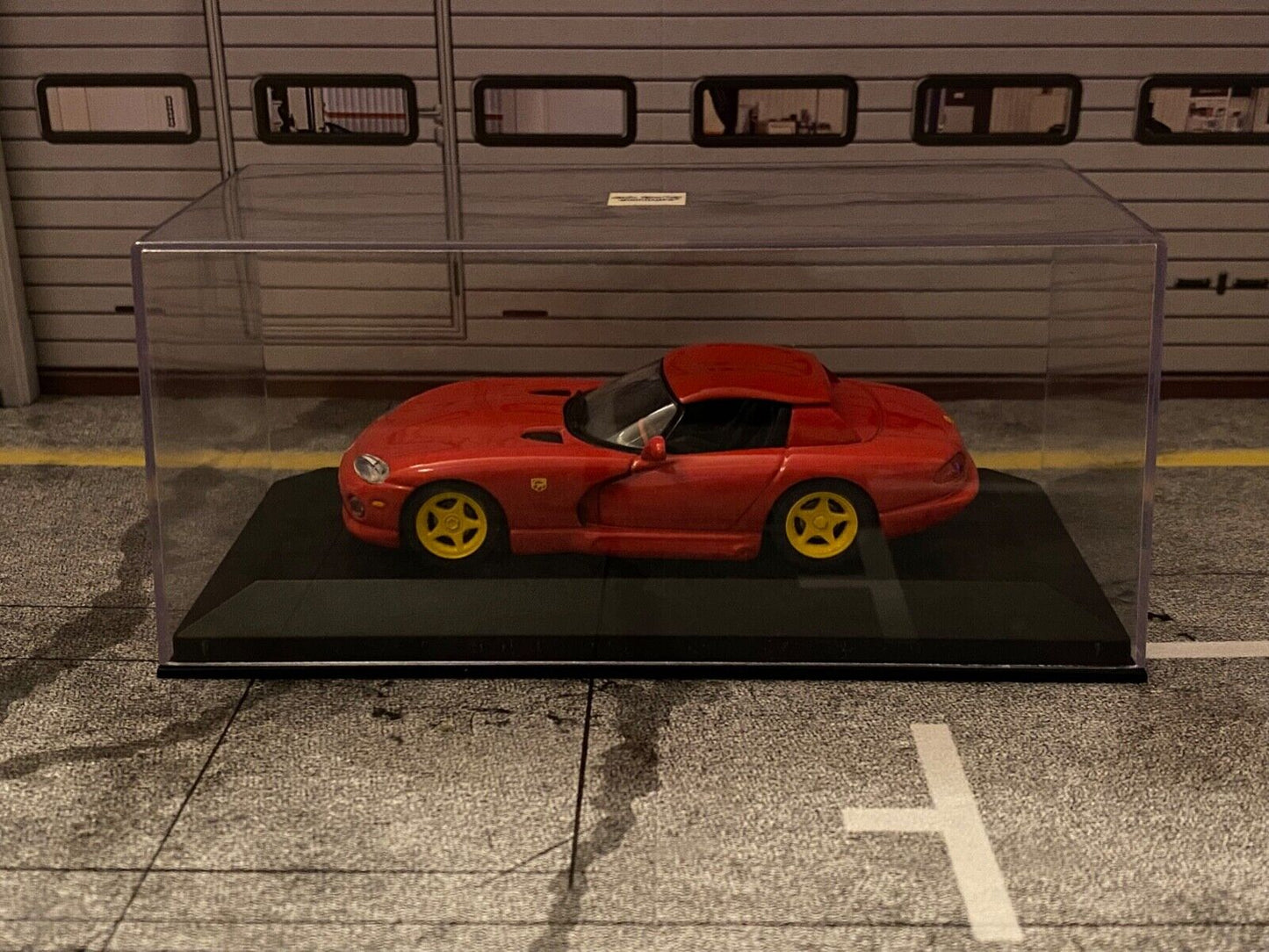 Dodge Viper RT/10 mit Double Bubble Hardtop "Ketchup & Mustard" 1:43