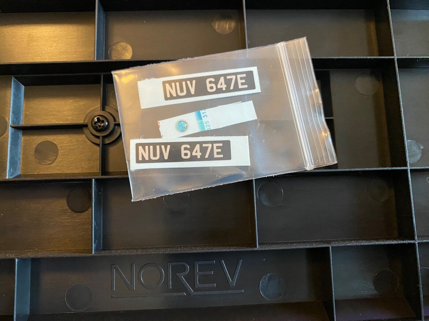 Volvo 1800 S 1967 RHD Simon Templar The Saint with hood decal new in box 1:18