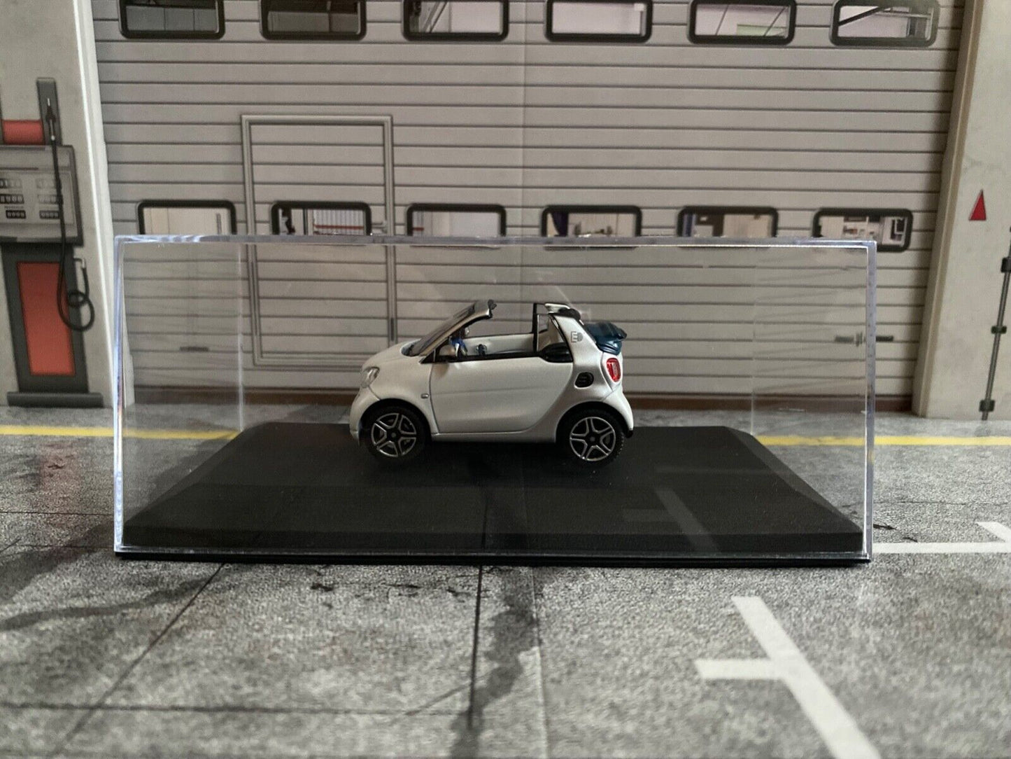 Smart Cabriolet 453 Fortwo EQ Electric Drive Mercedes Benz IAA 2017 Norev 1:43