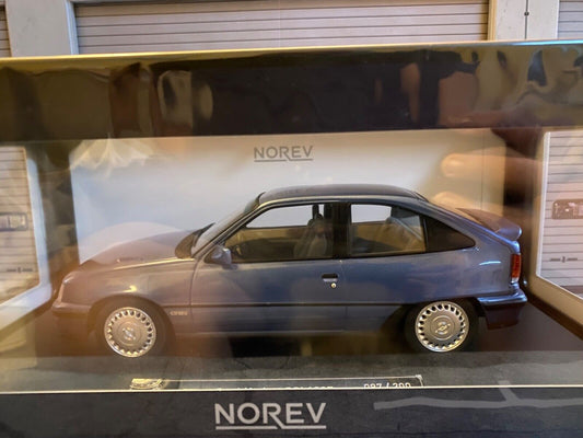 Opel Kadett E GSi 1987 Hellblau met. EXCLU WEB 066 von 200 183615 Norev Neu 1:18