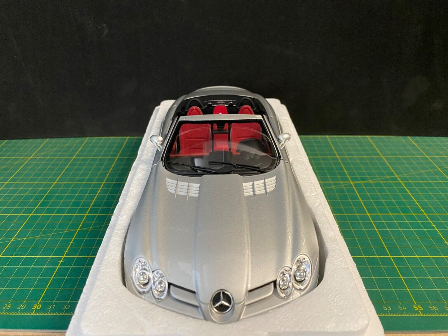 Mercedes Benz SLR McLaren Roadster 2007 silber Minichamps Neu in OVP new 1:18