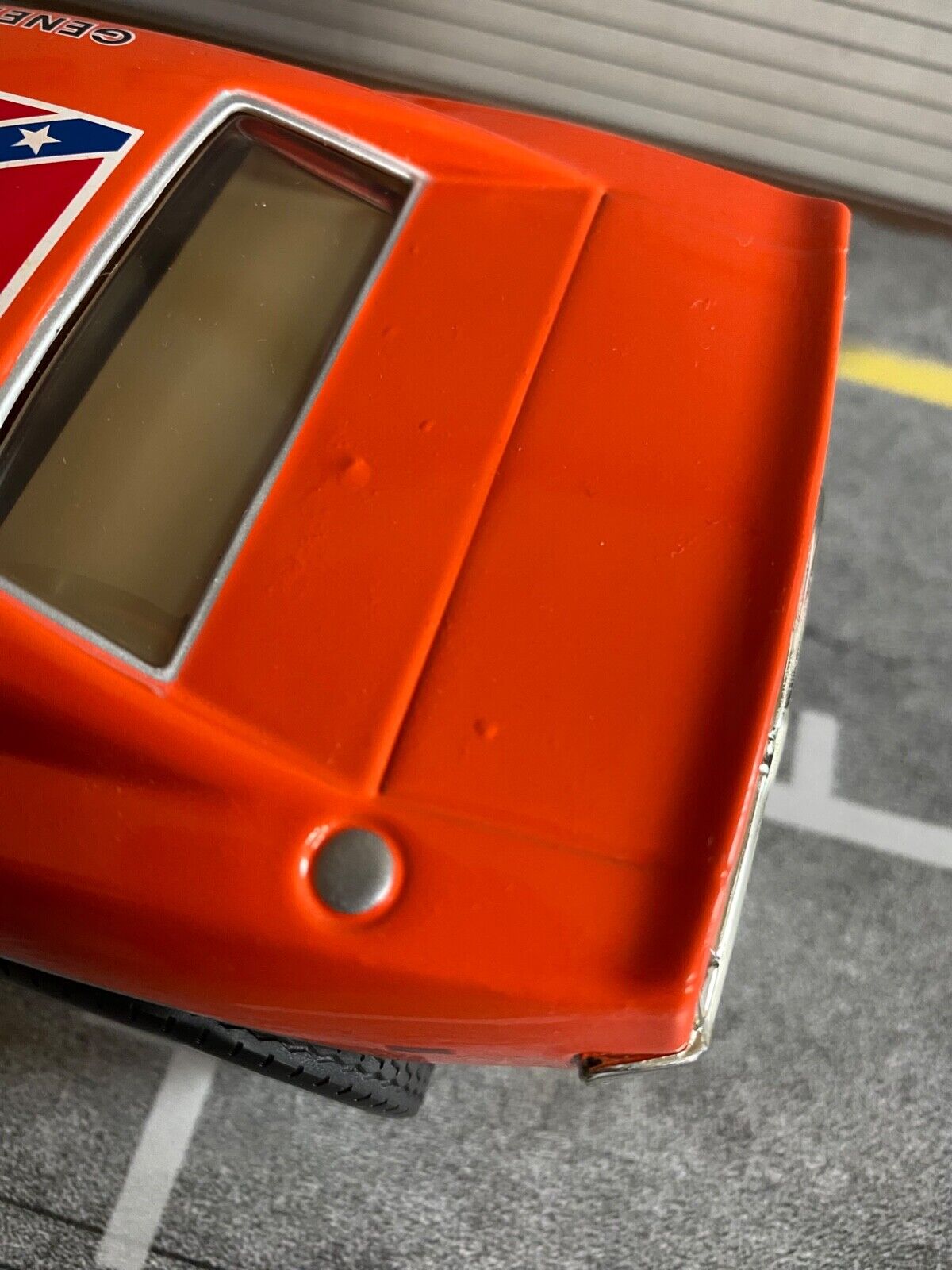 Dodge Charger General Lee The Dukes of Hazzard ERTL Joyride Comic Style 1:24