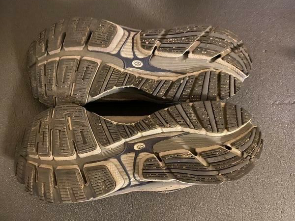 New Balance MR2002CU Made in USA vintage from 2002 US 12 UK 11,5 EUR 46,5 CM 30