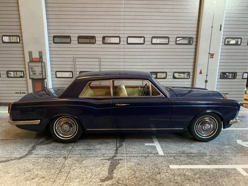 Rolls Royce Silver Shadow MPW-2 Door Coupe blue Thomas Crown Steve McQueen 1:18