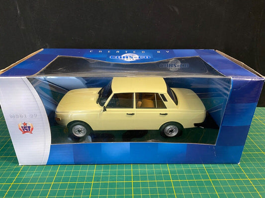 Wartburg 353 W 1985 CCC083 Cars & Co IST Models 1 von 600 Goldoliv Neu 1:18