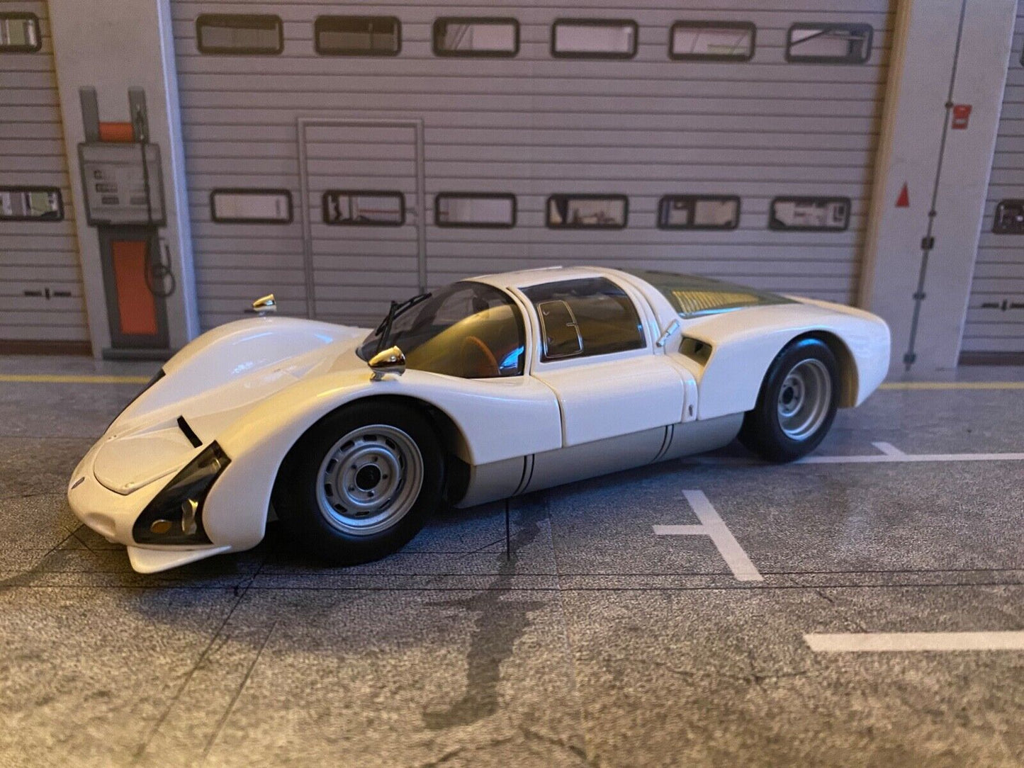 Porsche Carrera 6 (906) Dealer Edition Minichamps Neu in OVP new in box  1:18