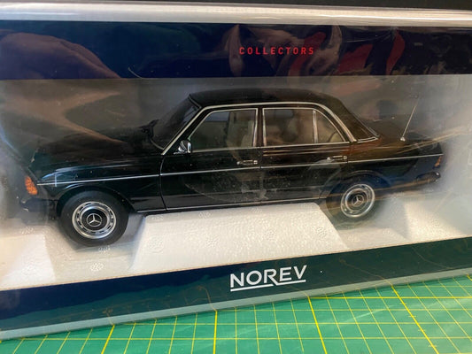 Mercedes Benz 200 Schwarz 1982 W123 183711 Norev Neu in OVP 1:18