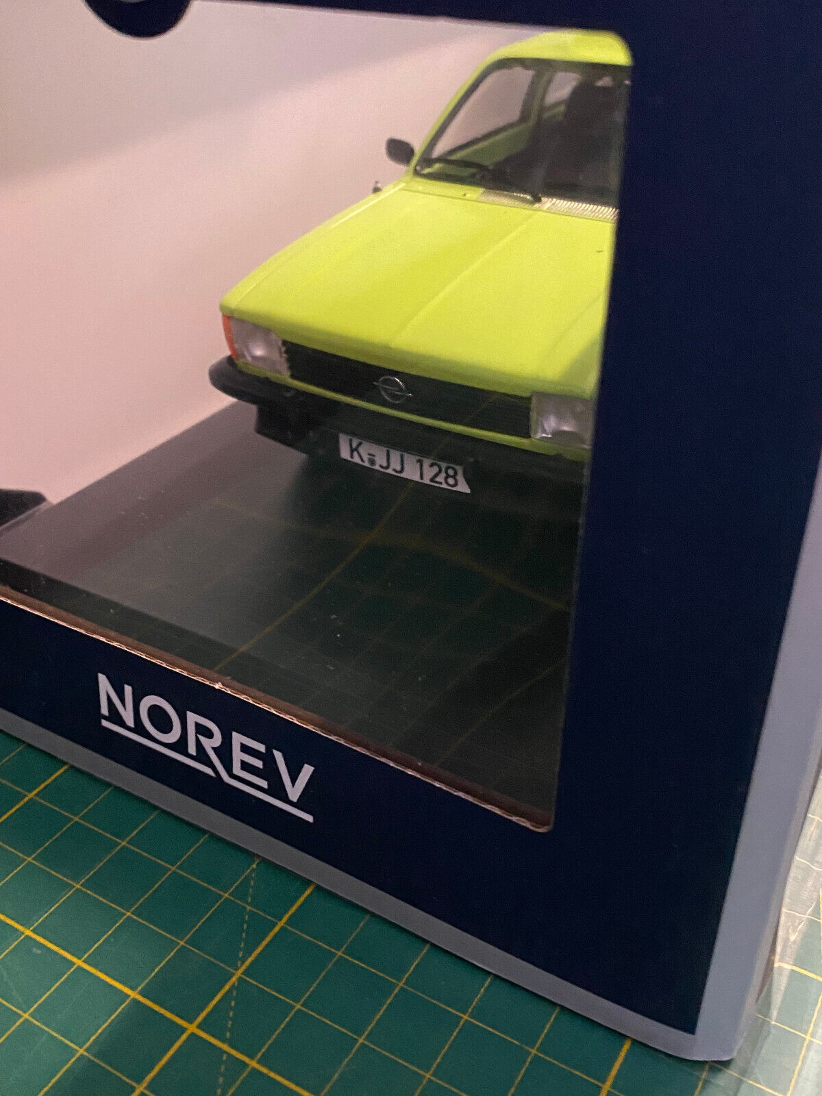 Opel Kadett C Rallye 2.0E Grün Norev 183653 Neu in OVP 1:18