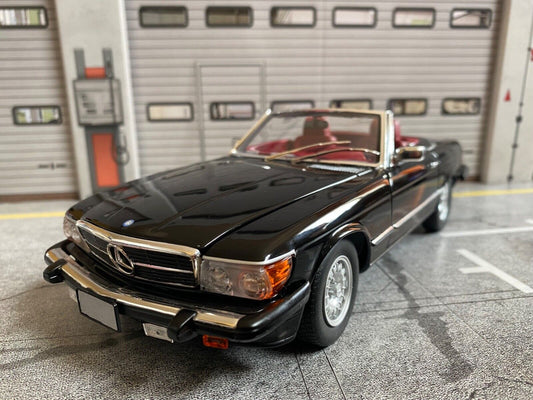 Mercedes Benz 300 SL 450 Schwarz R107 Umbau US-Version Barock Fuchs Felgen 1:18