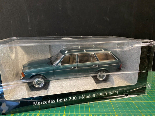 Mercedes Benz 200 T Petrol Kombi S123 W123 B66040693 Norev Neu in OVP 1:18