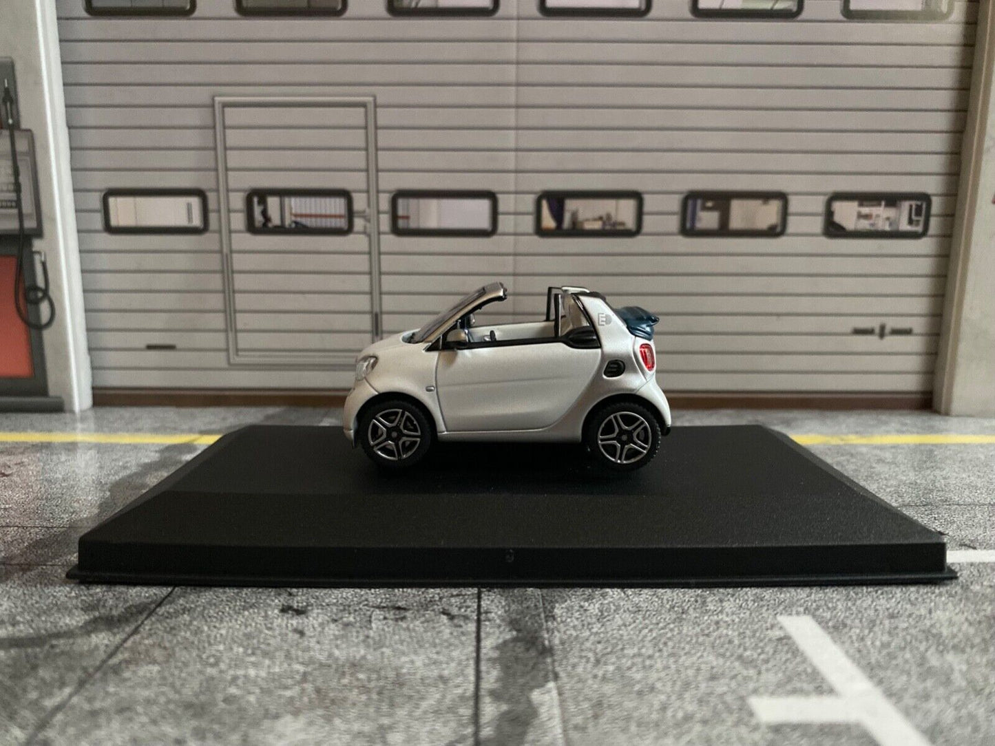 Smart Cabriolet 453 Fortwo EQ Electric Drive Mercedes Benz IAA 2017 Norev 1:43