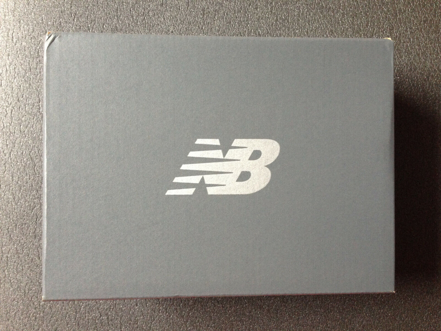 New Balance YC1300J3 1300 vintage colourway new kids size US 10,5 UK 10 EUR 28