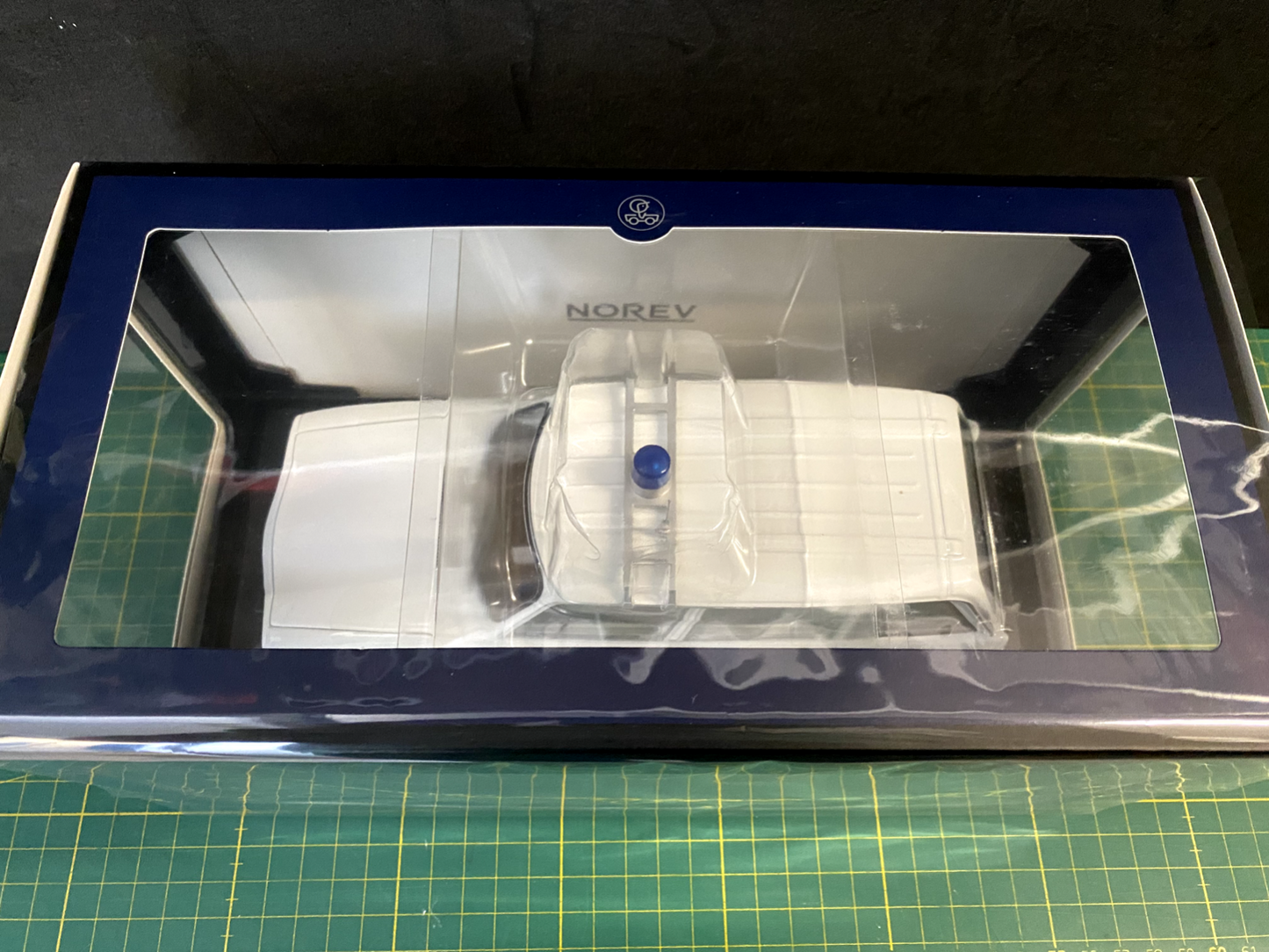 Citroen Ami 8 Break 1975 Gendarmerie Police Polizei 181676 Norev EXCLU WEB 1:18